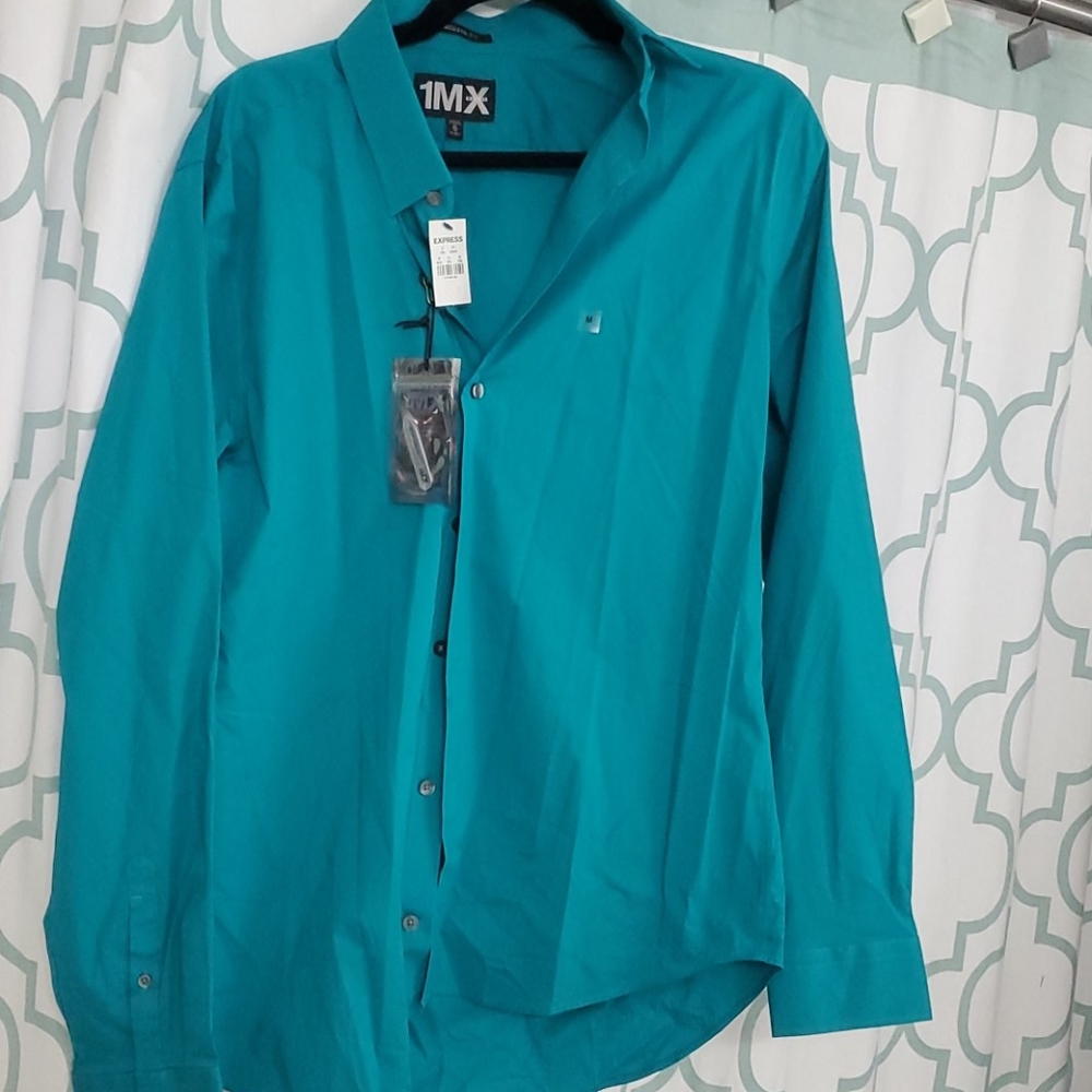 Men's teal buttondown